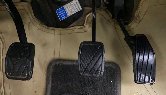 2019 Maruti Dzire VXI, Petrol, Manual, 71,902 km, Pedals