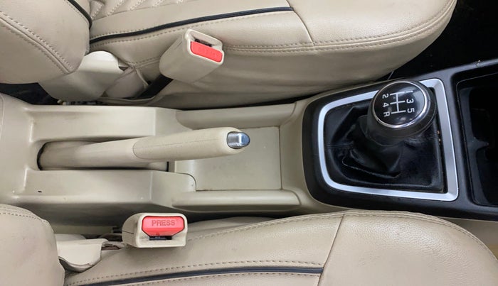 2019 Maruti Dzire VXI, Petrol, Manual, 71,902 km, Gear Lever