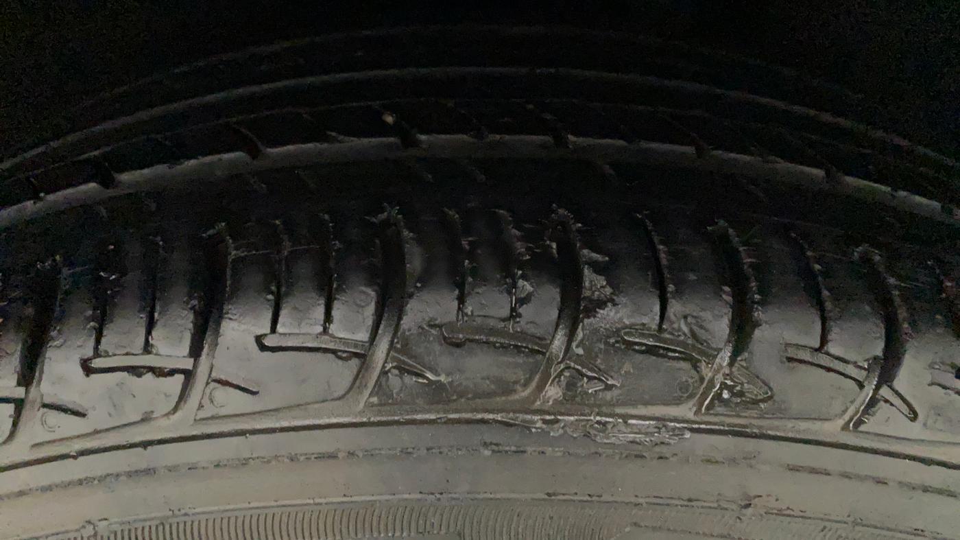 2016 Maruti Baleno DELTA CVT PETROL 1.2, Petrol, Automatic, 41,053 km, Left Rear Tyre Tread