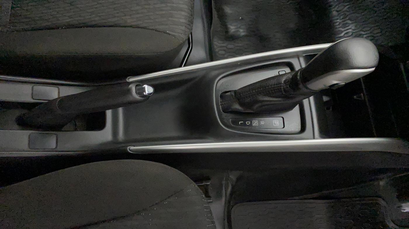 2016 Maruti Baleno DELTA CVT PETROL 1.2, Petrol, Automatic, 41,053 km, Gear Lever