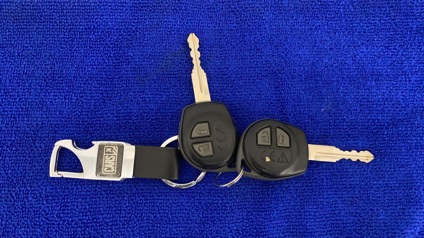 2019 Maruti IGNIS DELTA 1.2, Petrol, Manual, 37,783 km, Key Close Up