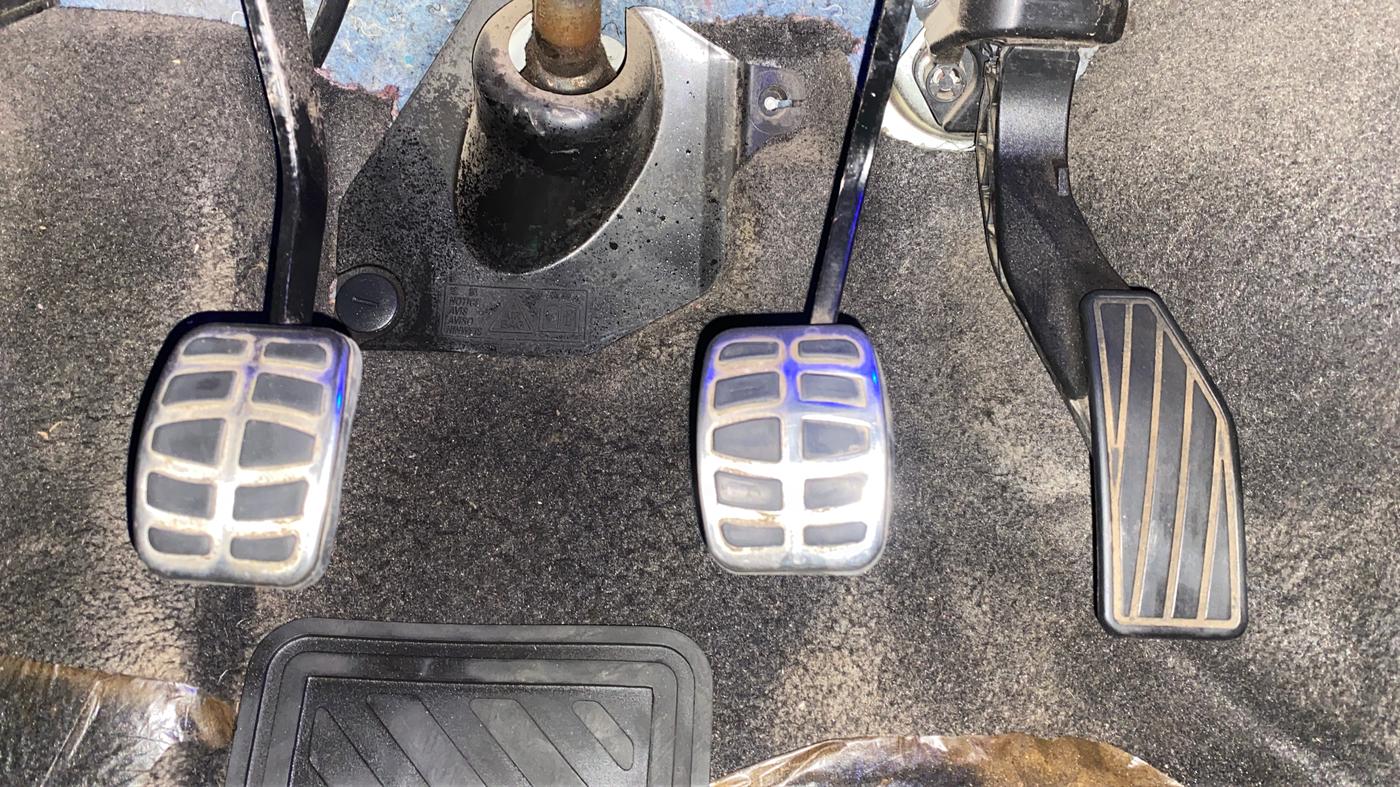 2019 Maruti IGNIS DELTA 1.2, Petrol, Manual, 37,783 km, Pedals