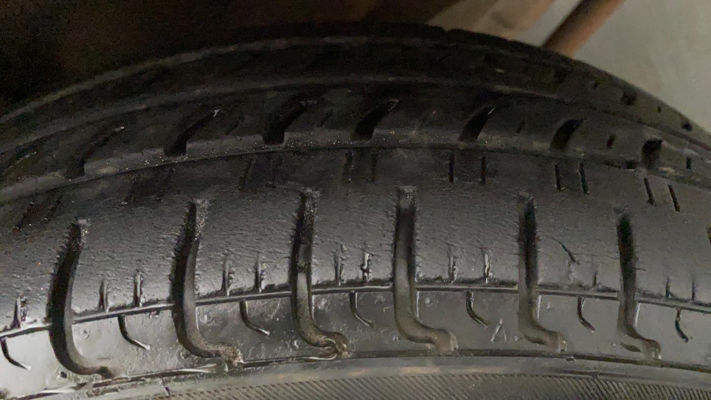 2012 Maruti Alto K10 LXI, Petrol, Manual, 38,768 km, Left Rear Tyre Tread