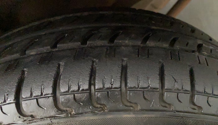 2012 Maruti Alto K10 LXI, Petrol, Manual, 38,768 km, Left Rear Tyre Tread