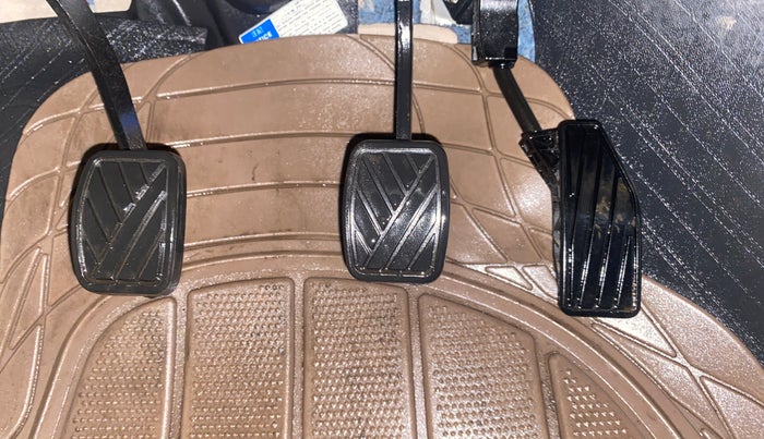 2018 Maruti Dzire VXI, Petrol, Manual, 12,182 km, Pedals