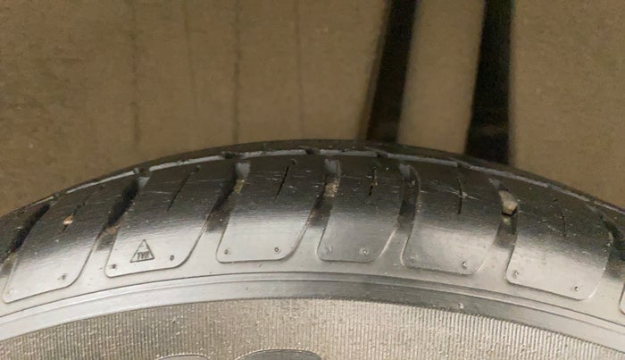 2018 Maruti Dzire VXI, Petrol, Manual, 12,182 km, Left Rear Tyre Tread