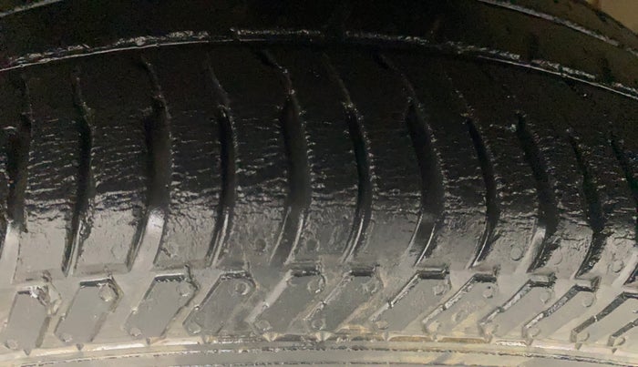 2017 Ford Ecosport TITANIUM 1.5L PETROL AT, Petrol, Automatic, 45,261 km, Left Front Tyre Tread