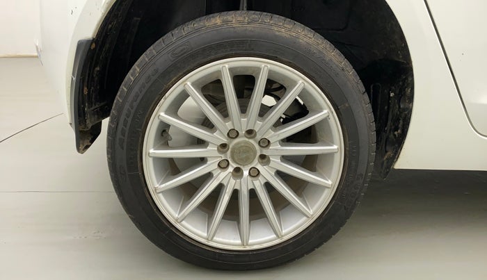 2021 Tata ALTROZ XE DIESEL, Diesel, Manual, 14,640 km, Right Rear Wheel