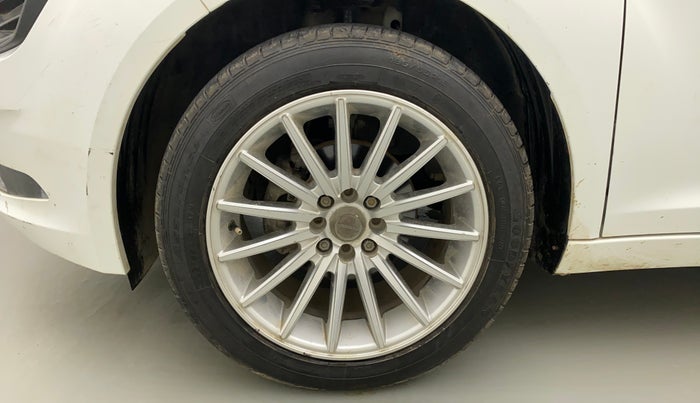 2021 Tata ALTROZ XE DIESEL, Diesel, Manual, 14,640 km, Left Front Wheel