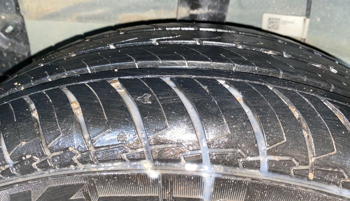 2025 Hyundai EXTER SX(O), Petrol, Manual, 6,040 km, Right Rear Tyre Tread