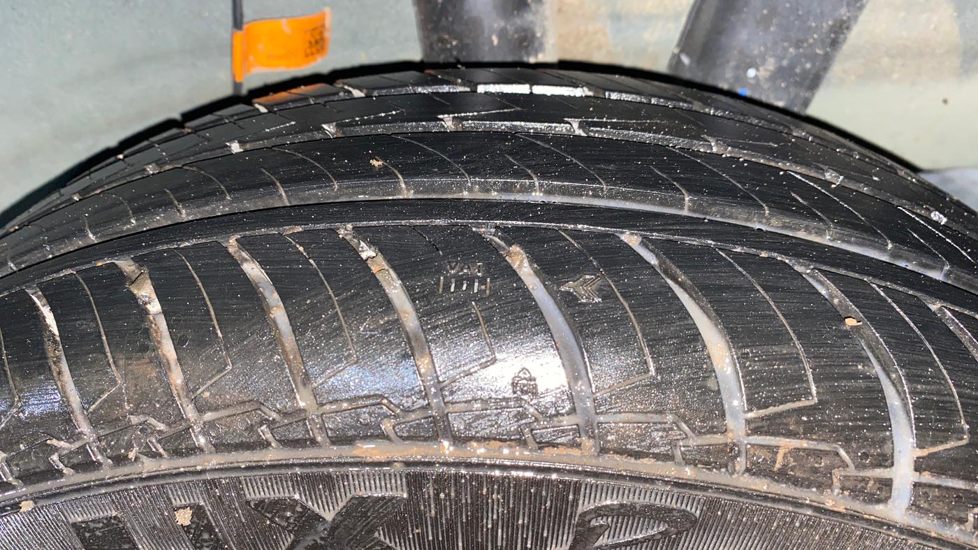2025 Hyundai EXTER SX(O), Petrol, Manual, 6,040 km, Left Rear Tyre Tread