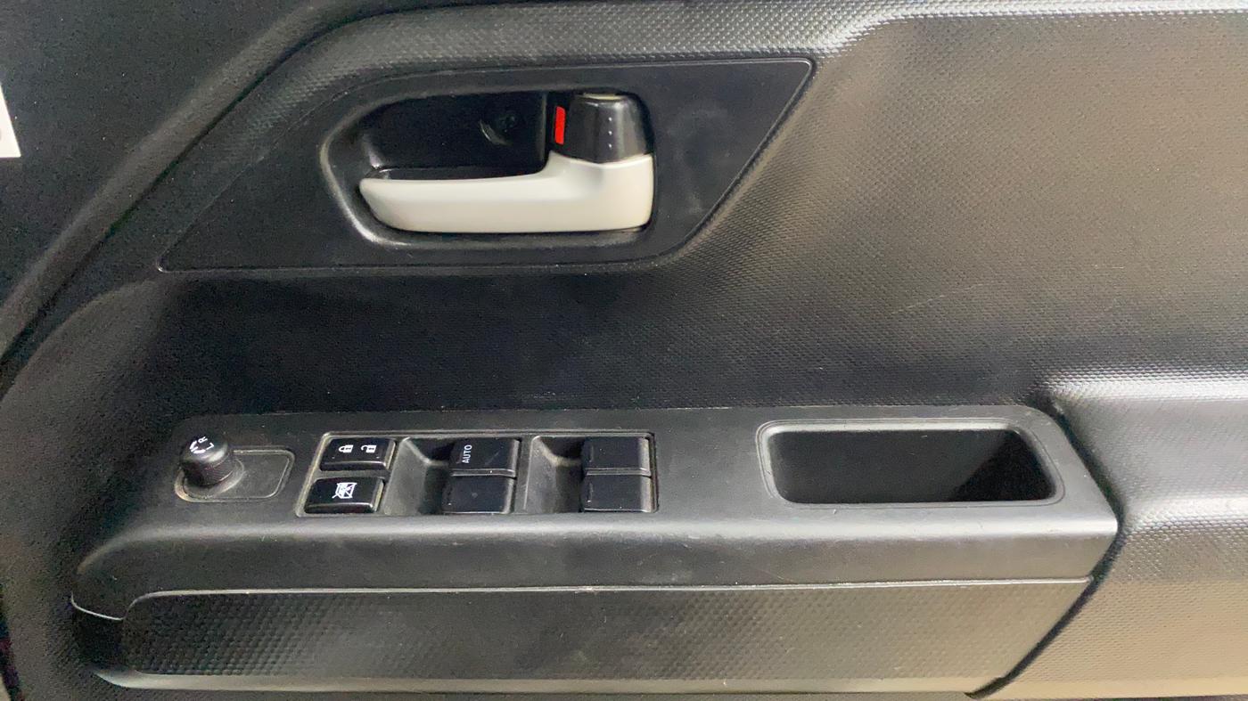 2025 Maruti New Wagon-R VXI CNG 1.0, CNG, Manual, 39,420 km, Driver Side Door Panels Control