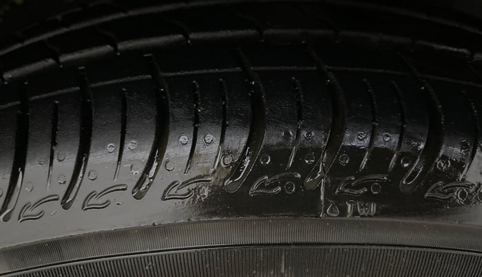 2024 Maruti S PRESSO VXI (O), Petrol, Manual, 2,606 km, Right Front Tyre Tread