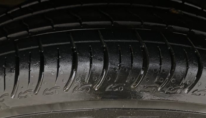2024 Maruti S PRESSO VXI (O), Petrol, Manual, 2,606 km, Left Front Tyre Tread