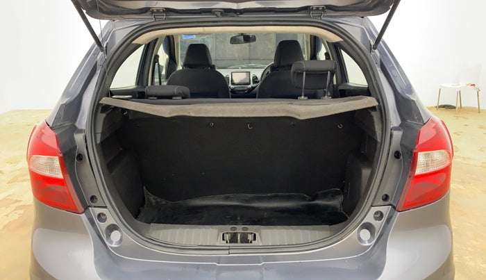 2019 Ford New Figo TITANIUM 1.2 PETROL MT, Petrol, Manual, 75,271 km, Boot Inside