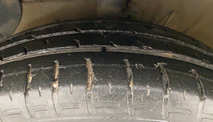 2019 Hyundai GRAND I10 NIOS SPORTZ AMT 1.2 KAPPA VTVT, Petrol, Automatic, 41,964 km, Left Front Tyre Tread