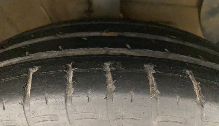 2019 Hyundai GRAND I10 NIOS SPORTZ AMT 1.2 KAPPA VTVT, Petrol, Automatic, 41,964 km, Right Front Tyre Tread