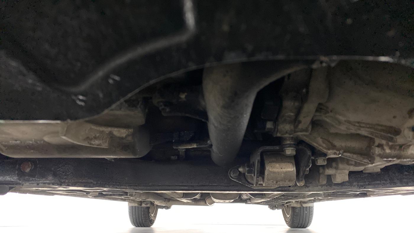 2015 Hyundai New Elantra 1.6 SX AT DIESEL, Diesel, Automatic, 1,07,335 km, Front Underbody