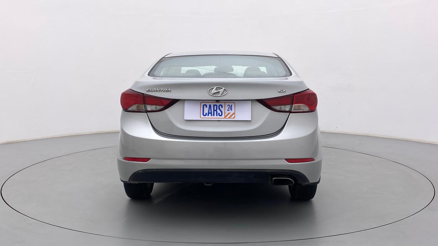 2015 Hyundai New Elantra 1.6 SX AT DIESEL, Diesel, Automatic, 1,07,335 km, Back/Rear