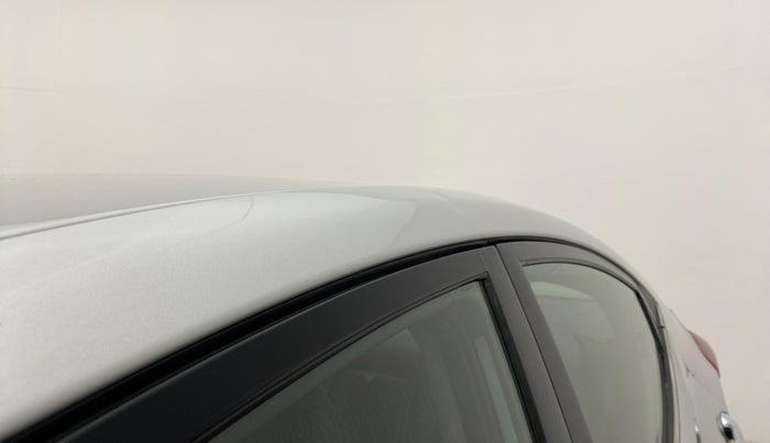 2015 Hyundai New Elantra 1.6 SX AT DIESEL, Diesel, Automatic, 1,07,335 km, Left B pillar - Slightly dented