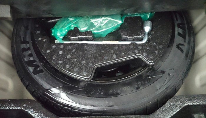 2016 Maruti Ciaz ZXI AT, CNG, Automatic, 85,876 km, Spare Tyre