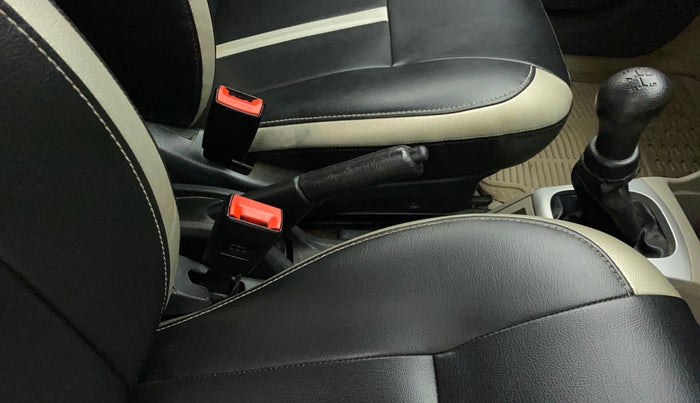 2015 Maruti Alto K10 VXI, Petrol, Manual, 70,158 km, Gear Lever