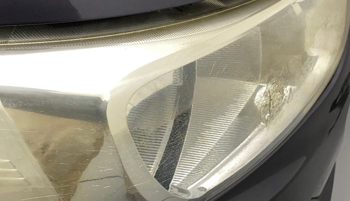 2015 Maruti Alto K10 VXI, Petrol, Manual, 70,158 km, Right headlight - Minor scratches