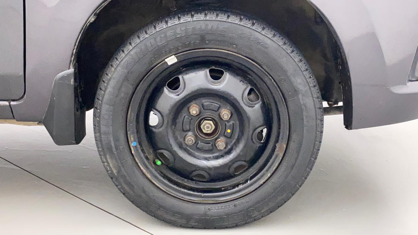 2015 Maruti Alto K10 VXI, Petrol, Manual, 70,158 km, Right Front Wheel