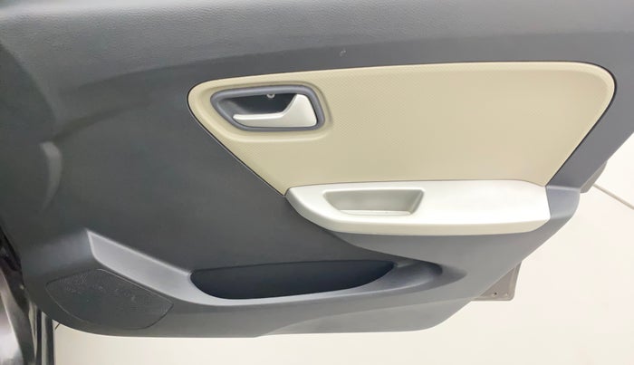 2015 Maruti Alto K10 VXI, Petrol, Manual, 70,158 km, Driver Side Door Panels Control