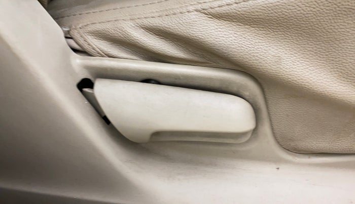 2014 Maruti Swift Dzire VXI, Petrol, Manual, 1,04,099 km, Driver Side Adjustment Panel