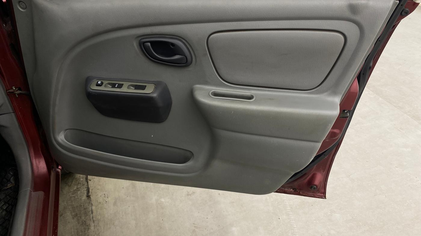2013 Maruti Alto K10 LXI, Petrol, Manual, 67,728 km, Driver Side Door Panels Control