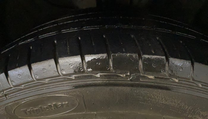 2021 KIA SELTOS GTX PLUS DCT 1.4 PETROL, Petrol, Automatic, 42,525 km, Right Front Tyre Tread