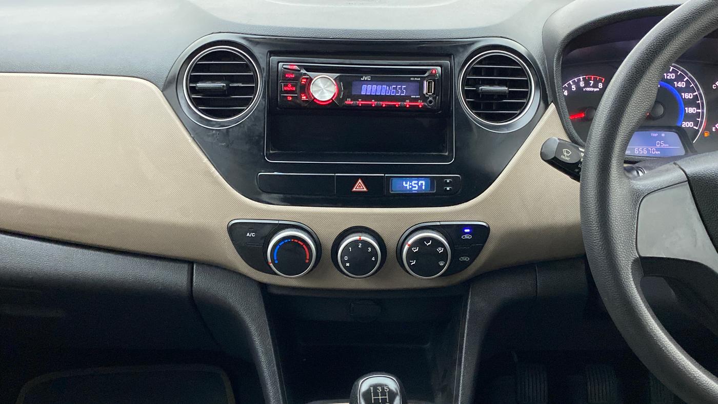 2014 Hyundai Grand i10 MAGNA 1.2 KAPPA VTVT, Petrol, Manual, 65,735 km, Air Conditioner