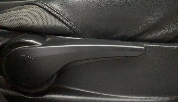 2016 Tata Tiago XZ PETROL, Petrol, Manual, 49,161 km, Driver Side Adjustment Panel