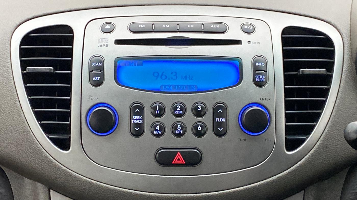 2011 Hyundai i10 SPORTZ 1.2, Petrol, Manual, 23,284 km, Infotainment System