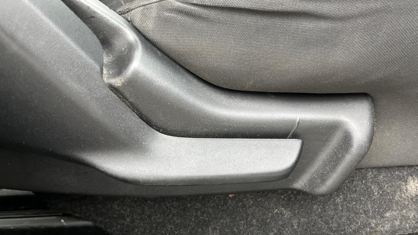 2017 Maruti IGNIS ZETA 1.2 AMT, Petrol, Automatic, 75,486 km, Driver Side Adjustment Panel