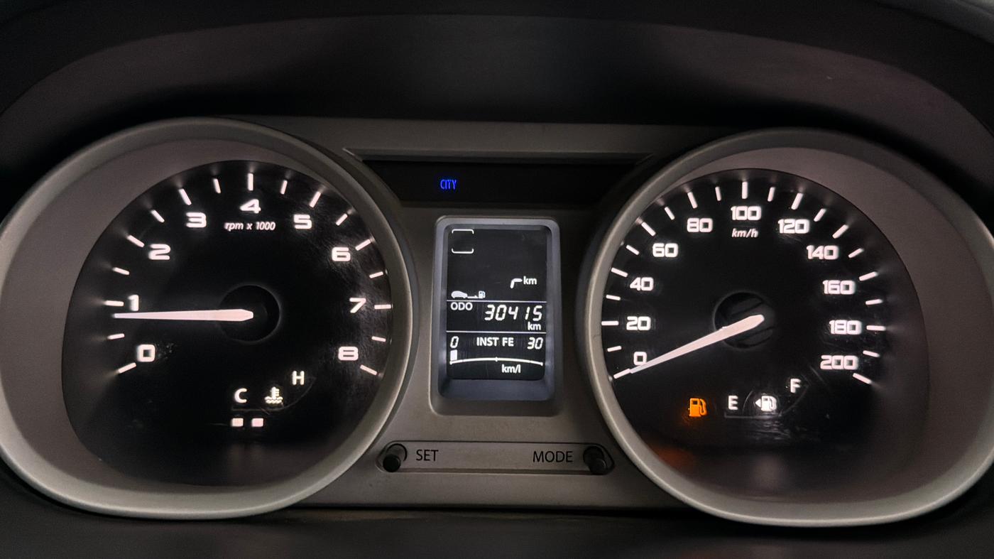 2016 Tata Tiago XZ PETROL, Petrol, Manual, 30,394 km, Odometer Image