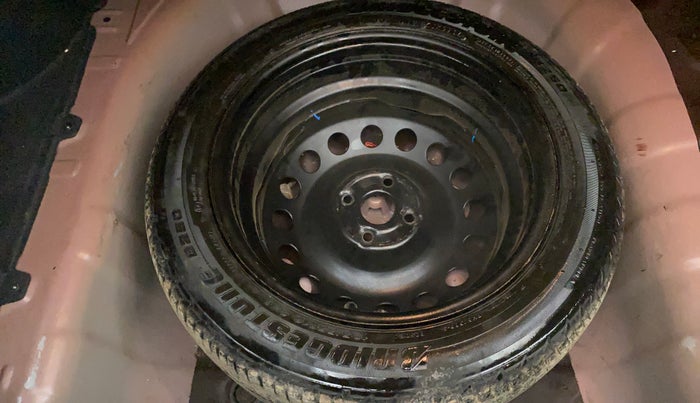 2016 Hyundai Verna 1.6 VTVT SX, Petrol, Manual, 31,268 km, Spare Tyre