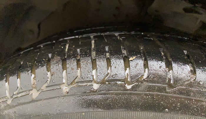 2016 Hyundai Verna 1.6 VTVT SX, Petrol, Manual, 31,268 km, Left Front Tyre Tread