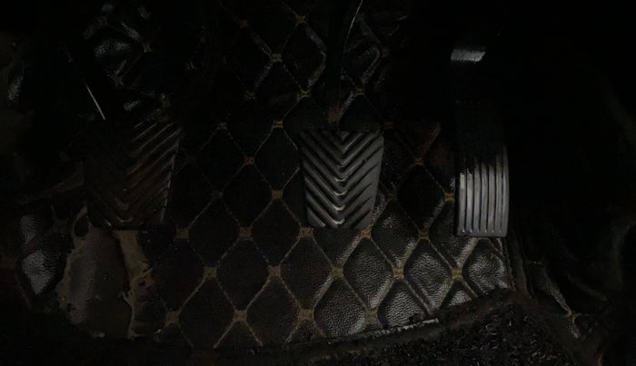 2019 Hyundai VENUE E 1.4 CRDI, Diesel, Manual, 1,10,474 km, Pedals