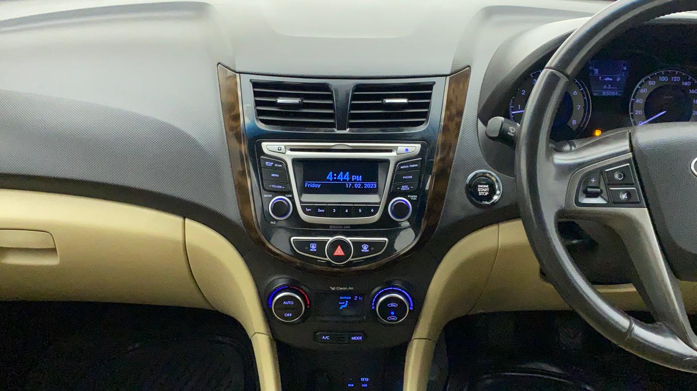 2015 Hyundai Verna FLUIDIC 4S 1.6 VTVT SX, CNG, Manual, 83,081 km, Air Conditioner