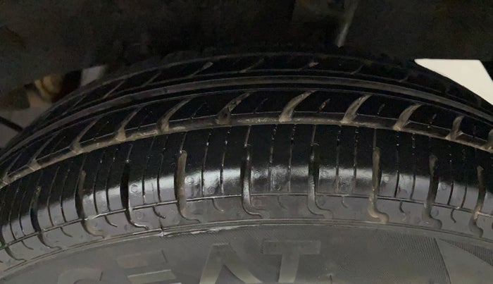 2018 Datsun Redi Go A, Petrol, Manual, 34,374 km, Left Rear Tyre Tread