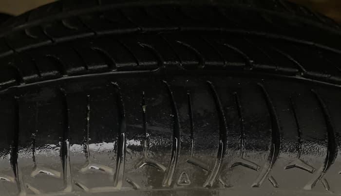 2016 Tata Nano TWIST XTA, Petrol, Automatic, 25,575 km, Left Front Tyre Tread