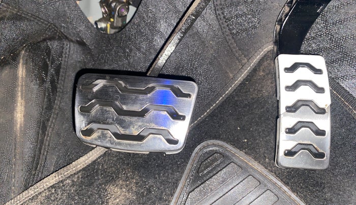 2023 Hyundai EXTER SX(O) CONNECT 1.2 AMT, Petrol, Automatic, 7,638 km, Pedals