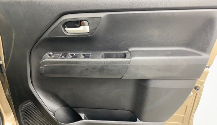 2019 Maruti New Wagon-R VXI 1.0, Petrol, Manual, 26,536 km, Driver Side Door Panels Control
