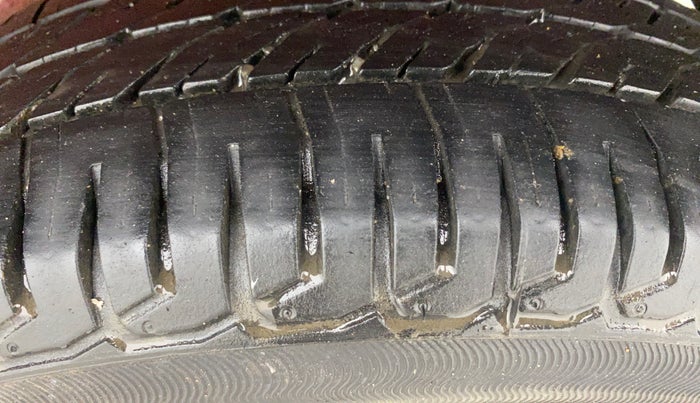 2016 Maruti Wagon R 1.0 VXI AMT, Petrol, Automatic, 51,859 km, Left Rear Tyre Tread