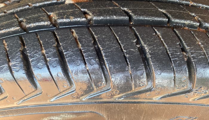 2018 Renault Kwid RXT 1.0 AMT, Petrol, Automatic, 52,646 km, Left Front Tyre Tread