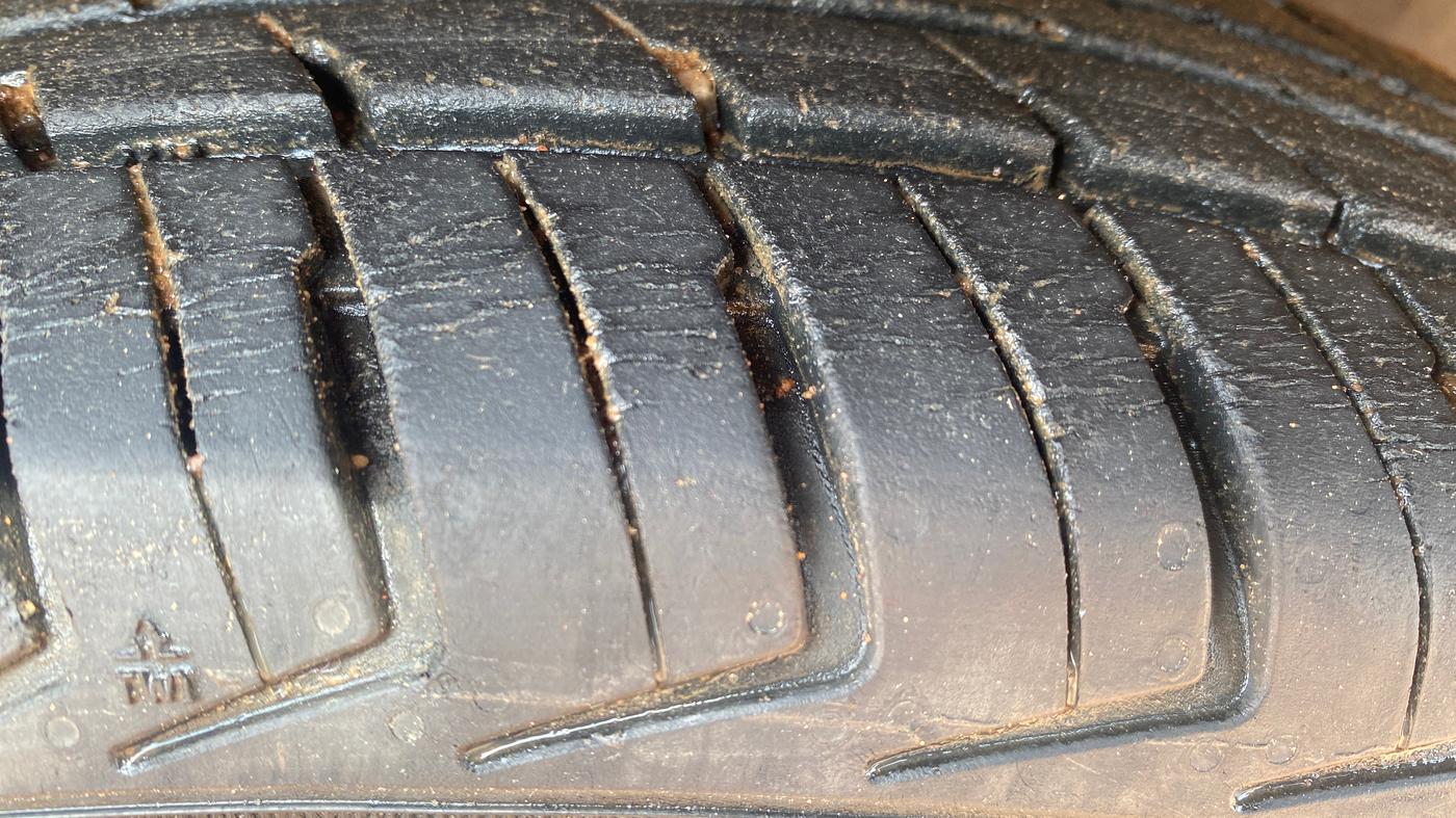 2018 Renault Kwid RXT 1.0 AMT, Petrol, Automatic, 52,646 km, Right Front Tyre Tread