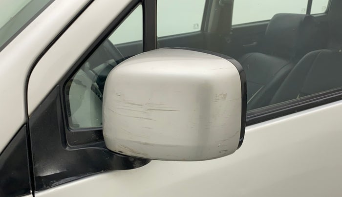 2011 Maruti Wagon R 1.0 VXI, Petrol, Manual, 64,895 km, Left rear-view mirror - Minor scratches