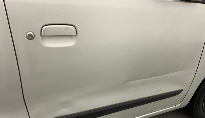 2011 Maruti Wagon R 1.0 VXI, Petrol, Manual, 64,895 km, Driver-side door - Slightly dented